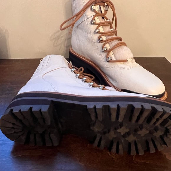 BRAND NEW Marc Fisher Izzie Leather Boot - Picture 3 of 6